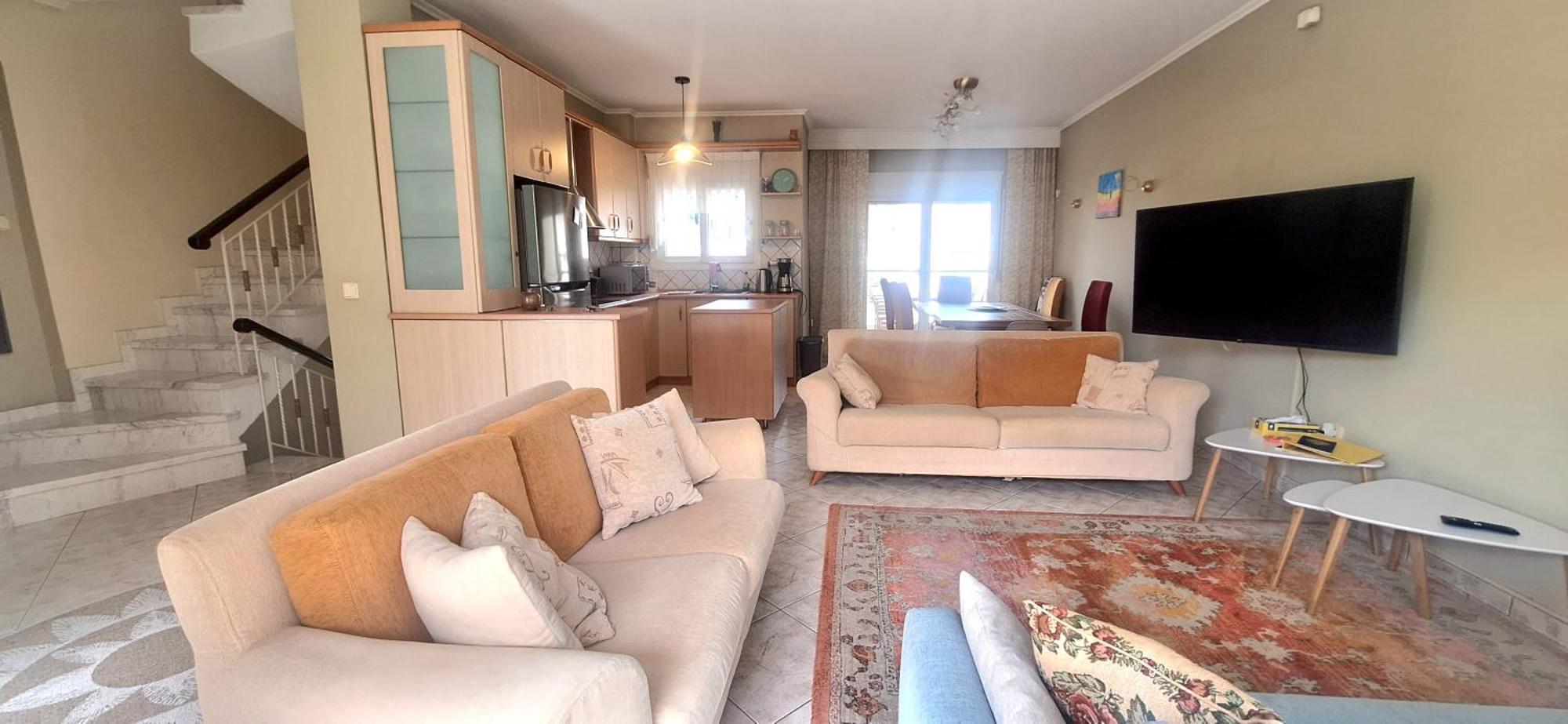 The Golden Guest House Peraia  ภายนอก รูปภาพ